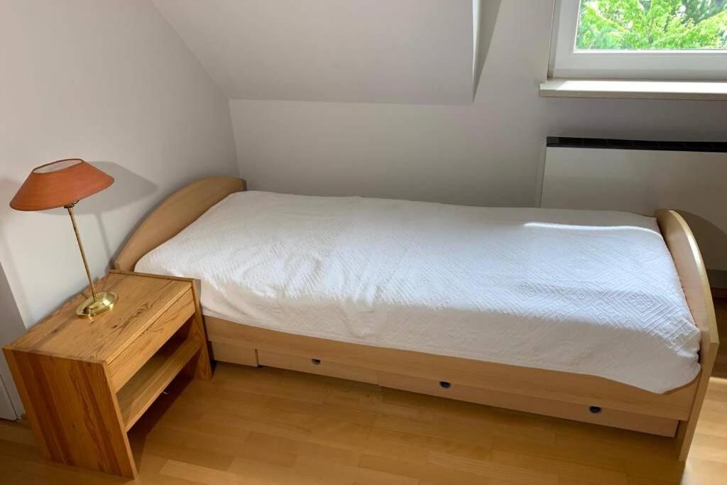 2-Zimmer-Apartment In Muenchen Esterno foto